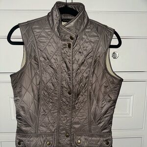 Fleece lined quilter Barbour vest size 8